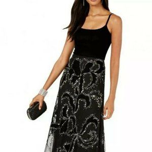 NWT Adrianna Papell Petite Velvet Sequined Gown